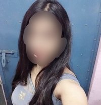 Hot Girl Cam and Meet - puta in Hyderabad