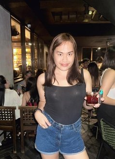 Hot Girl Isabelle - Transsexual escort in Kuala Lumpur Photo 13 of 16