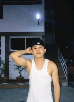 Hot GIRL & LADYBOY CAMFUN SELL VIDEOS - Male escort in Jeddah Photo 2 of 3