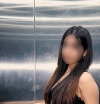 ꧁༻Hot Girl🦋Meet & Cam༺꧂ - puta in Hyderabad