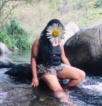 Hot Girl Roshel - puta in Colombo