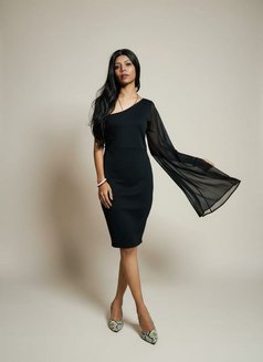 Hot Girl Ruhi - Real and Cam Meet - escort in Kolkata Photo 4 of 8