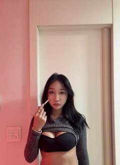 니나 hot girl - puta in Seoul Photo 18 of 18