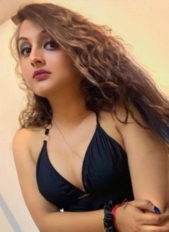 Hot & Happening Bong T-girl Sayraa - Transsexual escort in Bangalore Photo 26 of 30