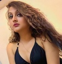 Hot & Happening Bong T-girl Sayraa - Transsexual escort in Bangalore Photo 24 of 30