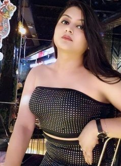 Hot & Happening Bong T-girl Sayraa - Transsexual escort in Bangalore Photo 29 of 30