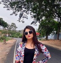 Hot & Happening Bong T-girl Sayraa - Transsexual escort in Bangalore Photo 29 of 30