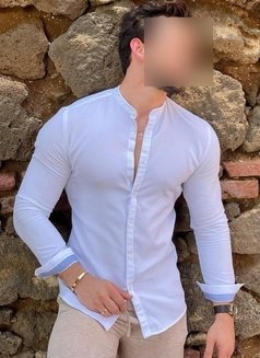 Hot Hunk for You (Only Female clients) - Male escort in Pattaya Photo 1 of 4