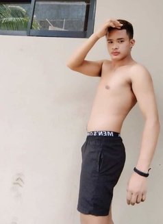 Hot Hunk Sef - Acompañantes masculino in Manila Photo 4 of 6