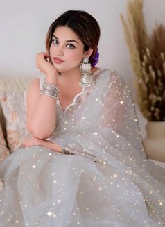 Hot Indian Actrss Kavya - puta in Dubai Photo 8 of 8