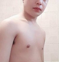 Hot Klein - Acompañantes masculino in Kuwait