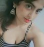 Hot Kyra Real Meet /Cam Service - puta in Mumbai Photo 3 of 13