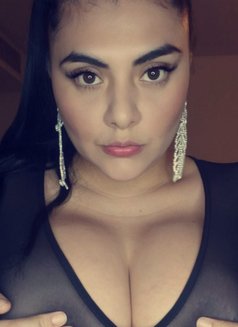 Hot Latina Danielle - escort in Al Manama Photo 5 of 7