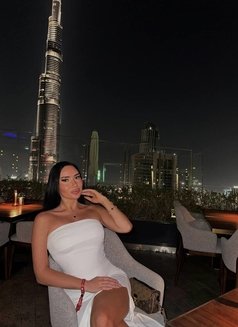 HOT Luisa - escort in Al Manama Photo 7 of 13