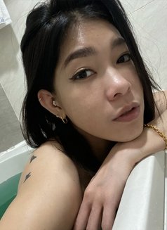 Asian Queen Hot Mama Victoria - puta in Hong Kong Photo 23 of 30