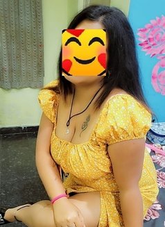 Hot Manisha Vip Call Girl Escort Service - puta in Kolkata Photo 1 of 3