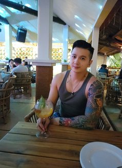 Hot Manly - Male escort in Bangkok Photo 1 of 4