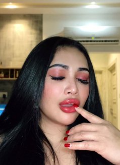 HOT MASSAGE NURU GEL EROTIC BB EXCELLENT - puta in Muscat Photo 3 of 8