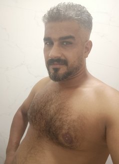 Hot Massage - Male escort in Umm al-Qaiwain Photo 1 of 1