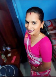 Hot Meenu Tamil Trans - Transsexual escort in Madurai Photo 4 of 5