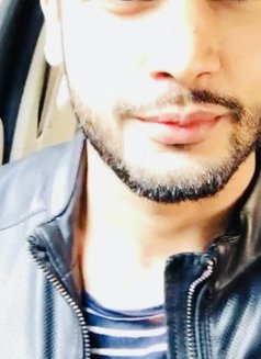 Available Qatar Wtsap me ladies &couples - Male escort in Doha Photo 6 of 6