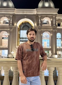Hot Men - Male escort in Doha Photo 1 of 4