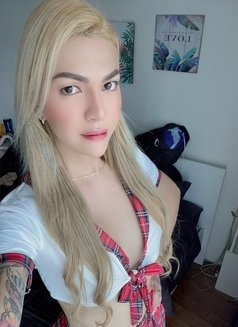 Your sexy Goddess Top Mishka - Transsexual escort in Kuala Lumpur Photo 4 of 7