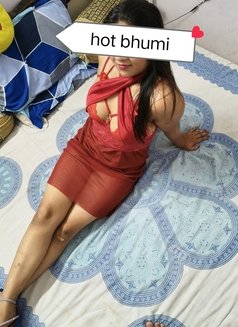 Bhumi misstrss & sult online n real meet - escort in New Delhi Photo 7 of 11