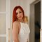 Hot Mistress Rosalia - puta in Dubai Photo 2 of 11