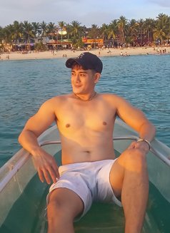hot model - Male dominatrix in Manila Photo 11 of 15