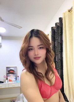 Hot Nabi - puta in Muscat Photo 12 of 14