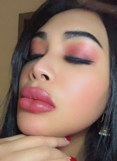 Eorotic sensual Nuru Gel - escort in Riyadh Photo 4 of 10