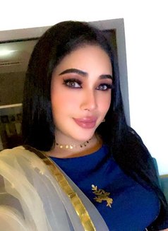 HOT NURU ROMANTIC PROFESSIONMASSAGE 🇲🇾 - escort in Riyadh Photo 15 of 16