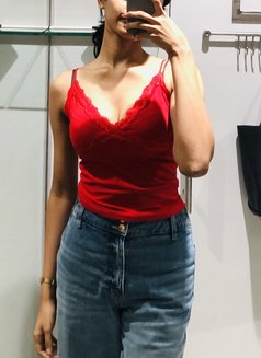 Hot & pretty shemale lisa - Transsexual escort in Kochi Photo 3 of 6