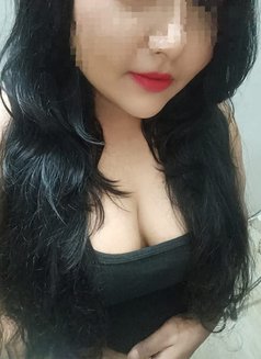 Hot Priya ( Cam & Meet) - puta in New Delhi Photo 5 of 7