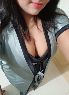 Hot Priya ( Cam and Meeting ) - escort in New Delhi Photo 4 of 4