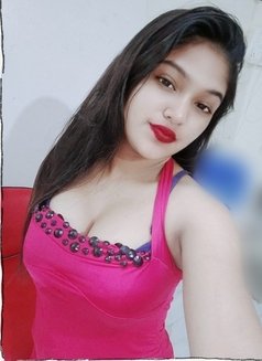 Hot Priya - escort in New Delhi Photo 2 of 5