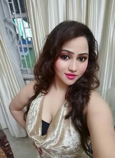 Hot Priya - escort in New Delhi Photo 4 of 5