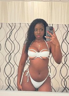 Hot Queen - escort in Visakhapatnam Photo 2 of 8