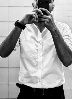 Hot Rider05 - Male escort in New Delhi Photo 3 of 3