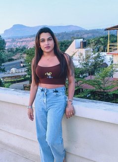 Hot Riyu sexy - masseuse in Udaipur Photo 16 of 17