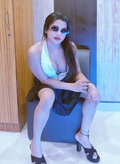 Hot Riyu sexy - Transsexual escort in Mumbai Photo 8 of 11