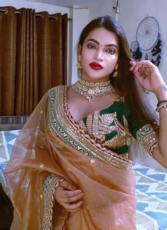 Hot Riyu sexy - Transsexual escort in Mumbai Photo 1 of 16