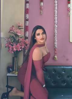Hot Riyu sexy - Transsexual escort in Nashik Photo 12 of 16