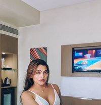 Hot Riyu sexy - Transsexual escort in Vadodara