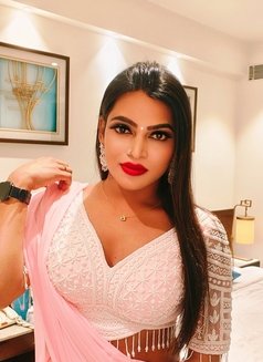 Hot Riyu sexy - Transsexual escort in Mumbai Photo 8 of 16