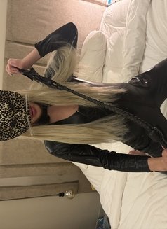 Hot Russian Natalia - Acompañantes transexual in Riyadh Photo 9 of 11