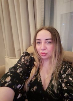 Hot Russian - escort in Al Manama Photo 3 of 4