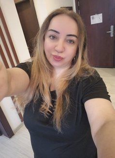 Hot Russian - escort in Al Manama Photo 4 of 4