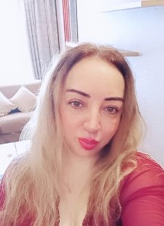 Hot Russian - escort in Al Manama Photo 2 of 3